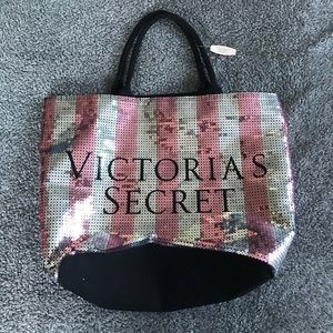 Victoria’s Secret tote